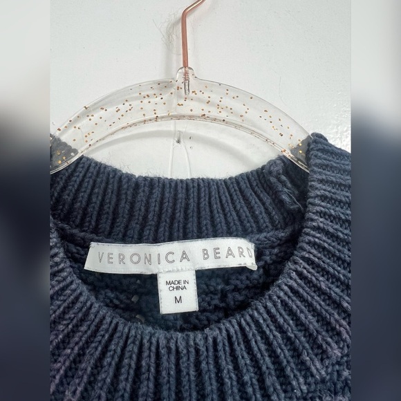 VERONICA BEARD South Beach
Combo Navy Sleeveless Knit
Sweater Size M $295 - Picture 5 of 6